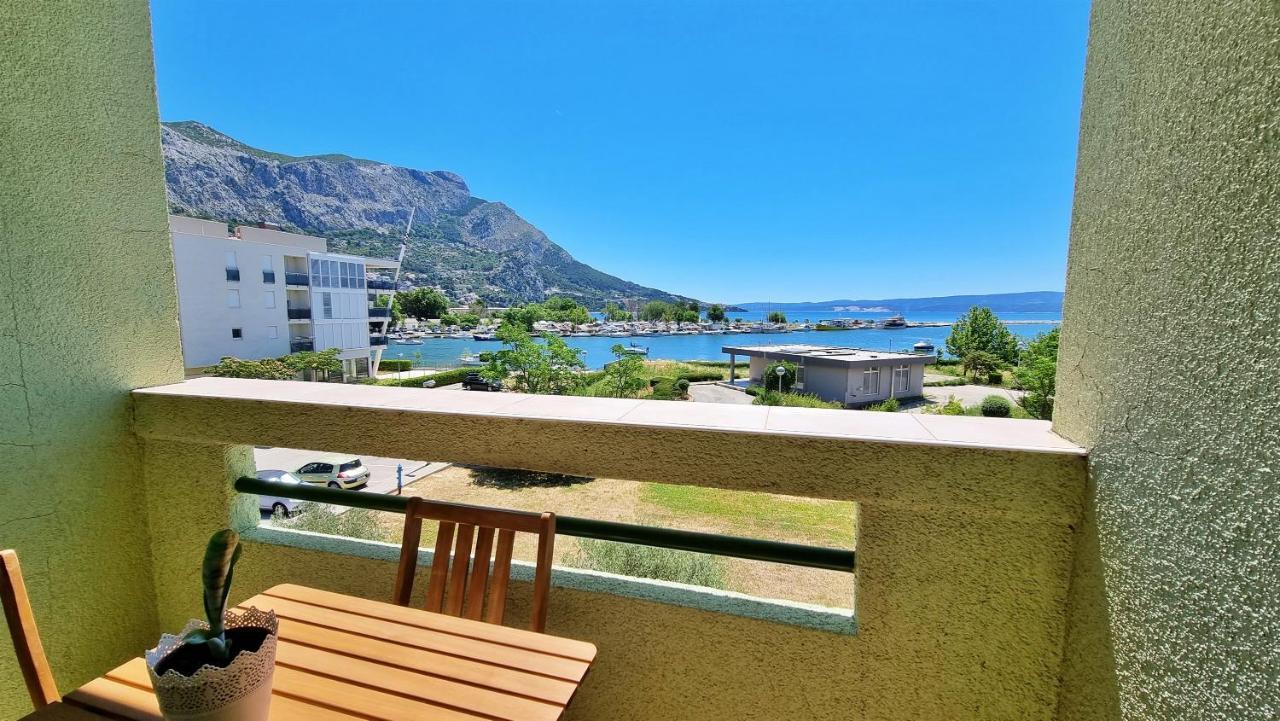 Apartment Cesarica โอมิช ภายนอก รูปภาพ